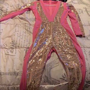 1 piece dazzling bodysuit w/zipper in the back